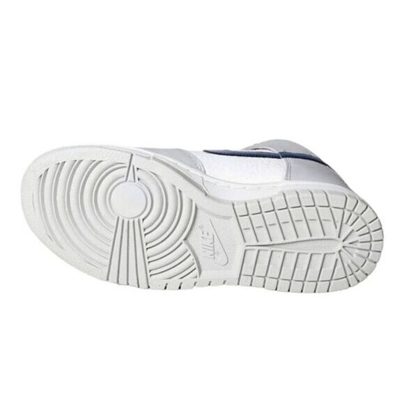 NWOB NIKE Dunk High 'FLS' Sneakers Size 6 - Picture 8 of 9